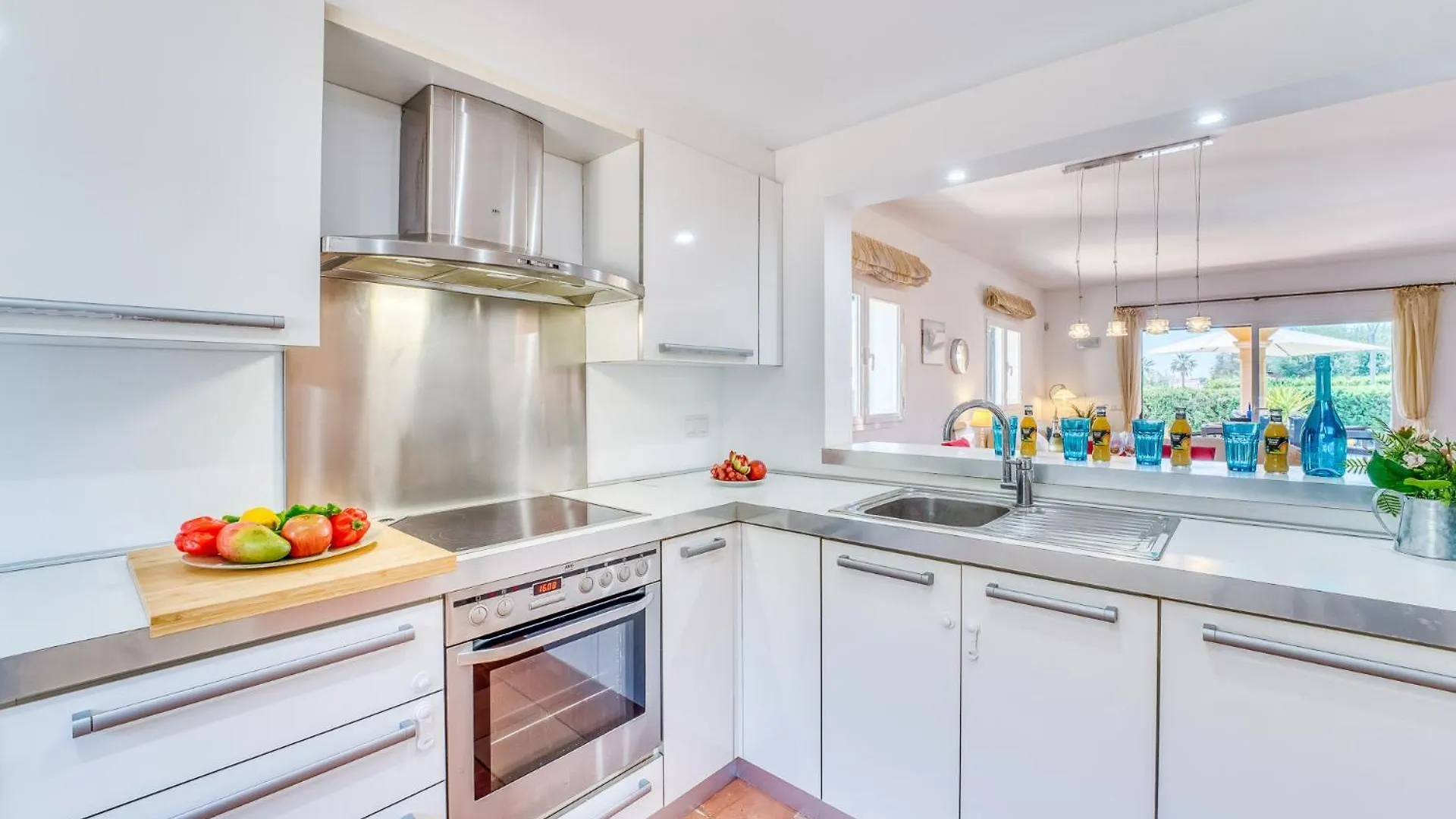 Ideal Property Mallorca - Doris Sa Rapita 0*,  Spain